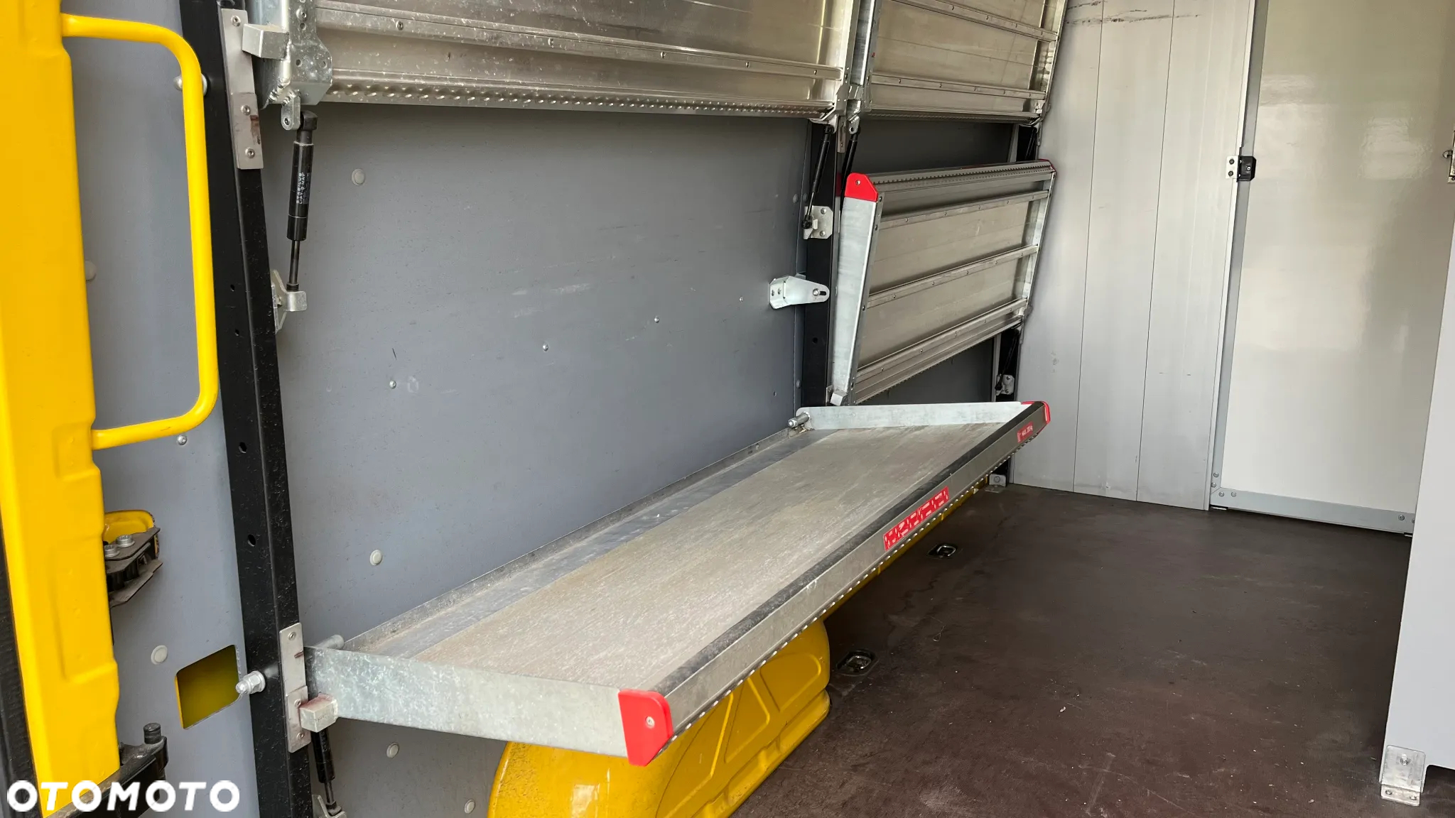 Volkswagen Crafter 35 2.0 TDI 140KM - 15