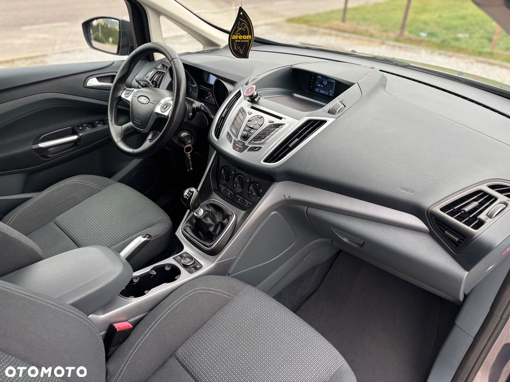 Ford C-MAX - 11