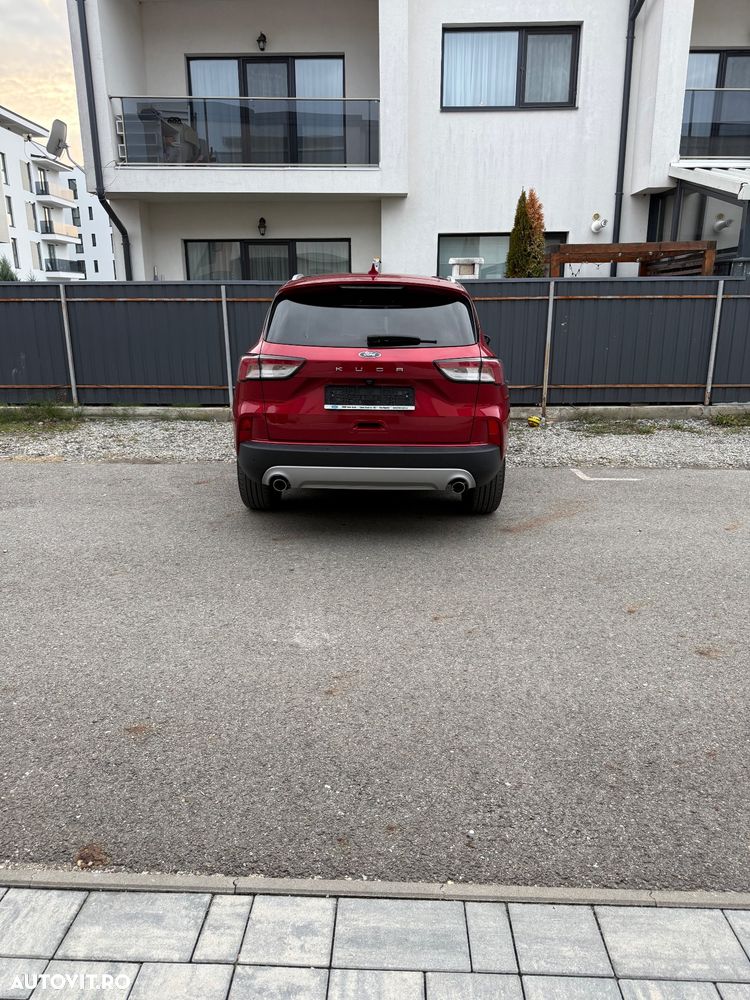 Ford Kuga - 11