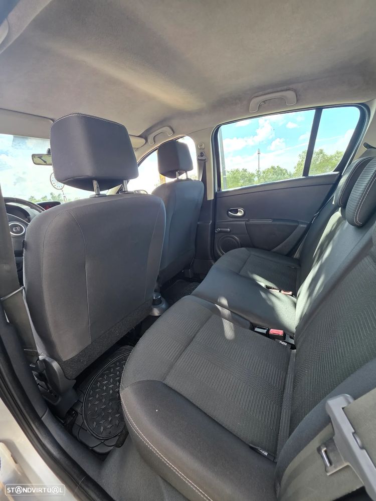 Renault Clio 1.5 dCi Confort - 15