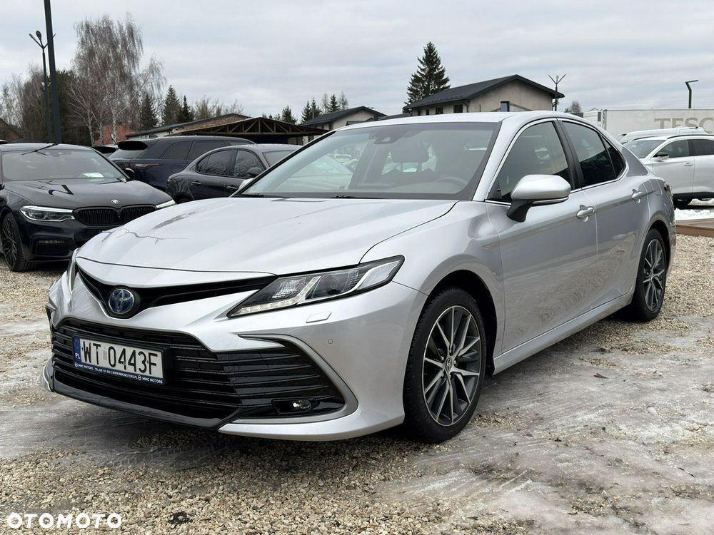 Toyota Camry - 8