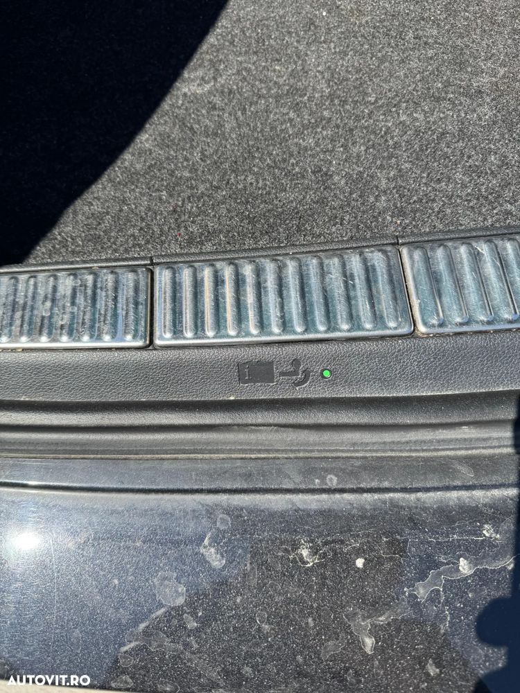 Skoda Superb 2.0 TDI 4X4 DSG Laurin & Klement - 28