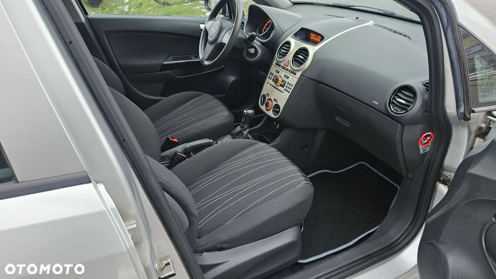 Opel Corsa 1.4 16V Automatik Sport - 14