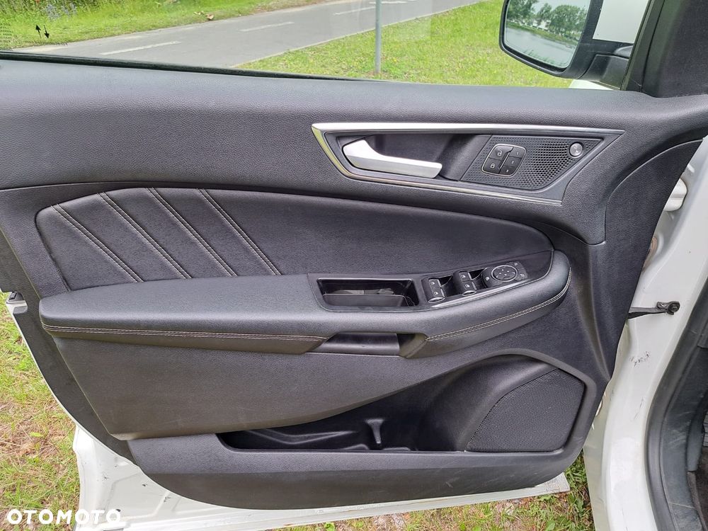 Ford Edge - 22