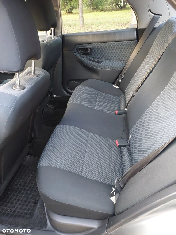 Subaru Impreza - 14