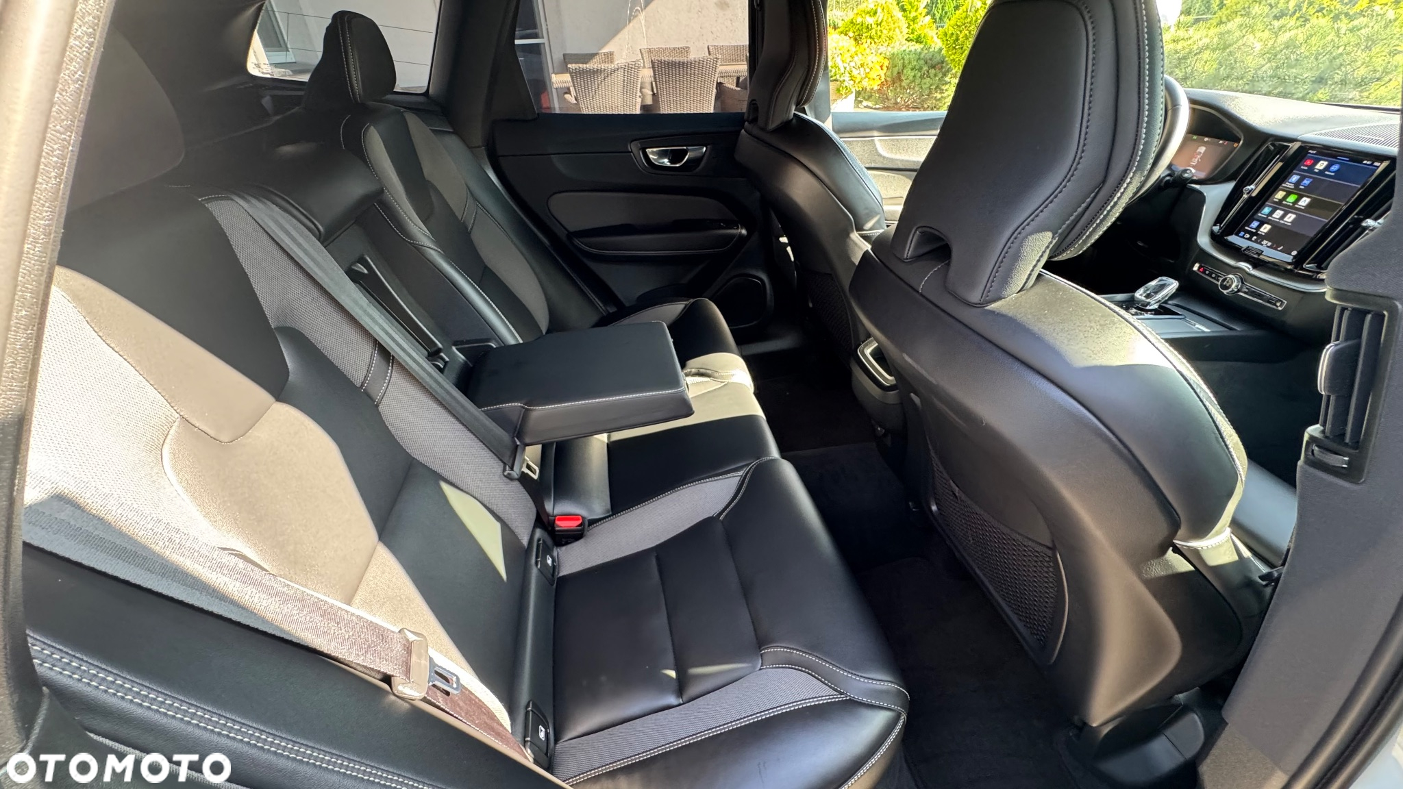 Volvo XC 60 B4 D Geartronic RDesign - 24
