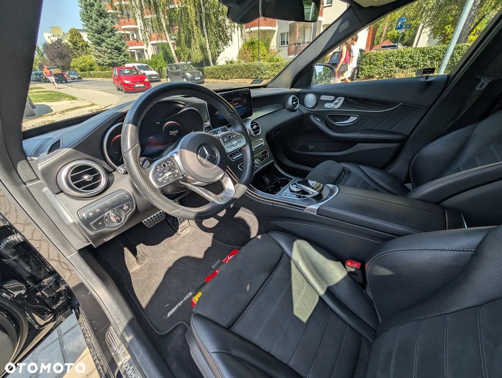 Mercedes-Benz Klasa C 200 4-Matic 9G-TRONIC - 25