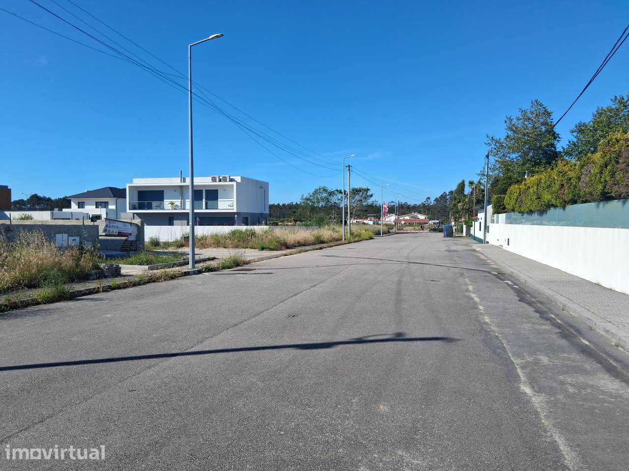 Lote de terreno urbano em Ovar com 593,5 m² - Grande imagem: 4/6