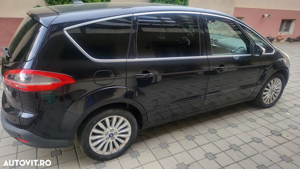 Ford S-Max - 10