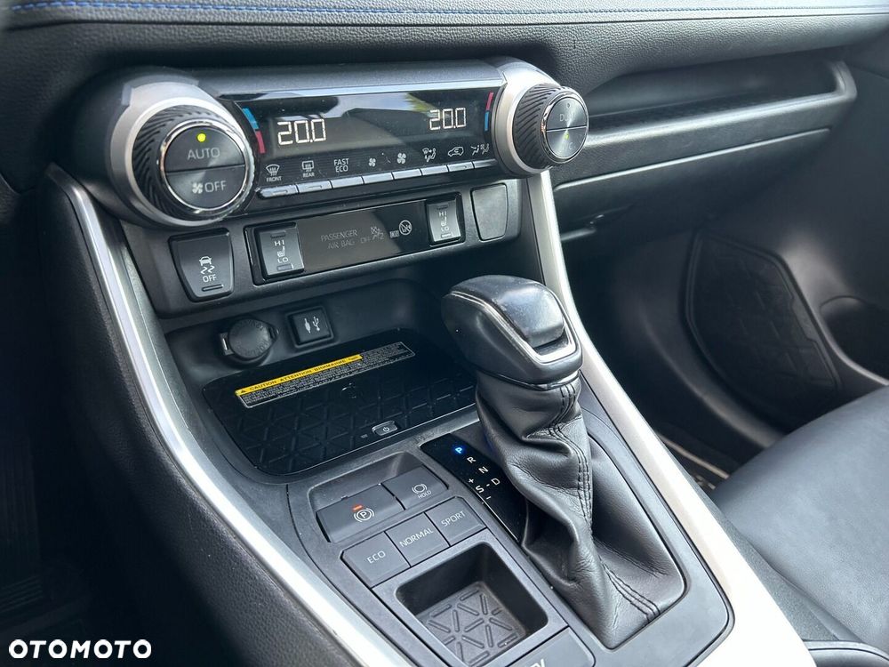 Toyota RAV4 2.5 Hybrid Selection 4x2 - 18