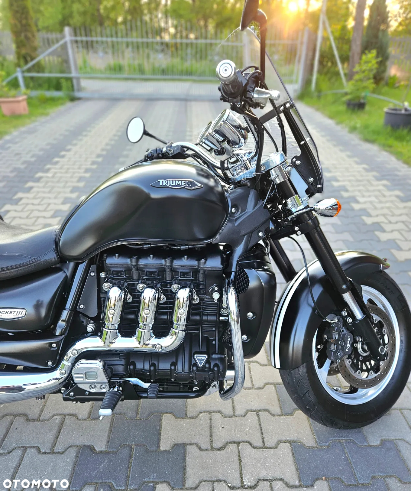 Triumph Rocket - 20