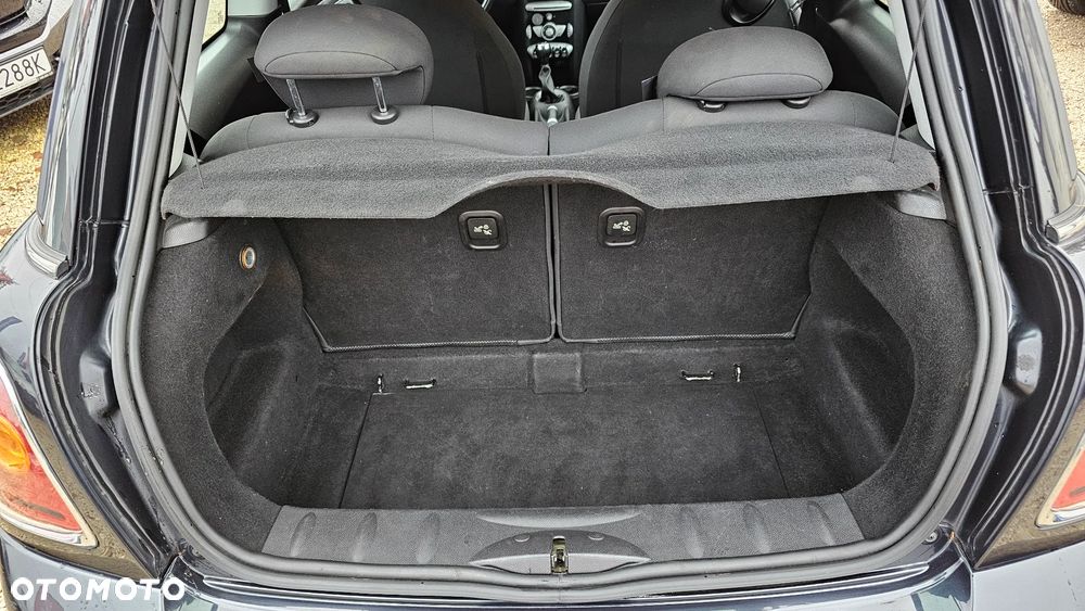 MINI Cooper 50 Camden - 21