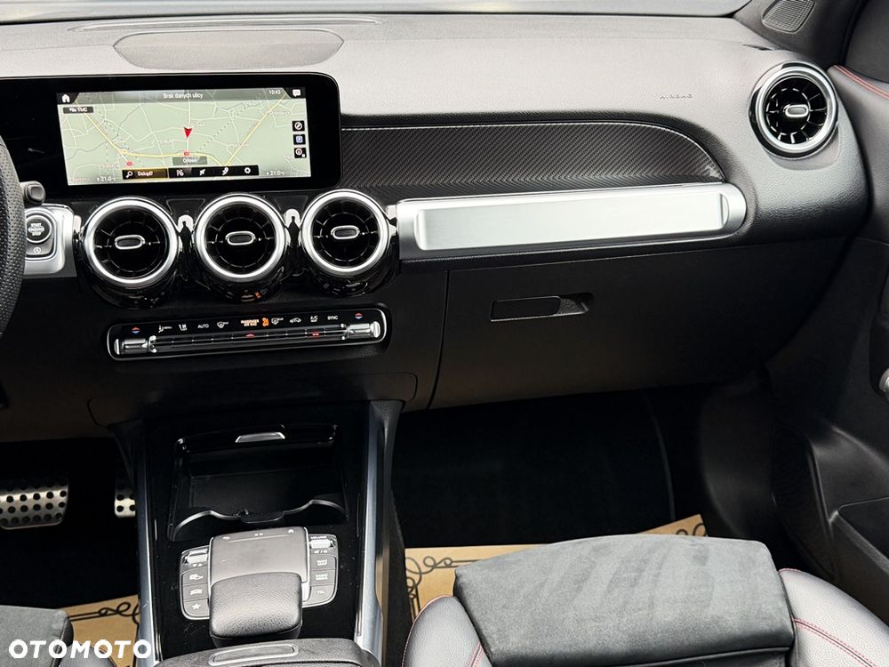 Mercedes-Benz GLB 220 d 8G-DCT AMG Line - 36