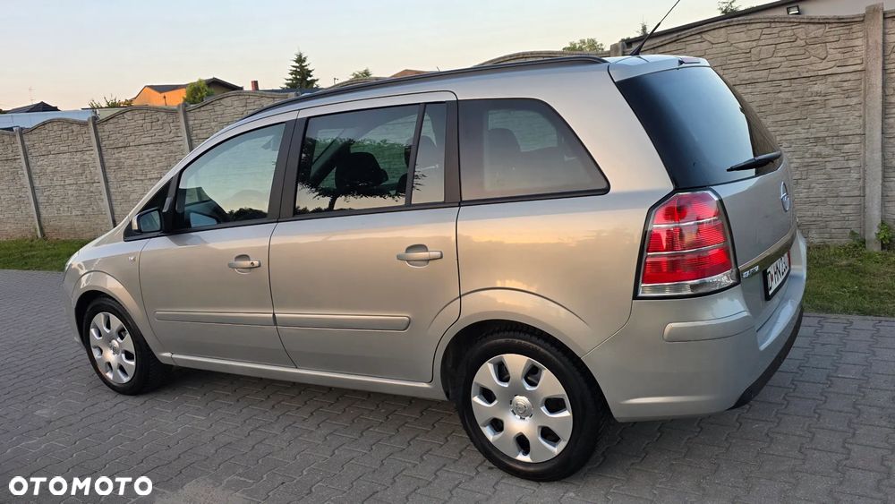 Opel Zafira 1.9 CDTI Edition Plus - 11