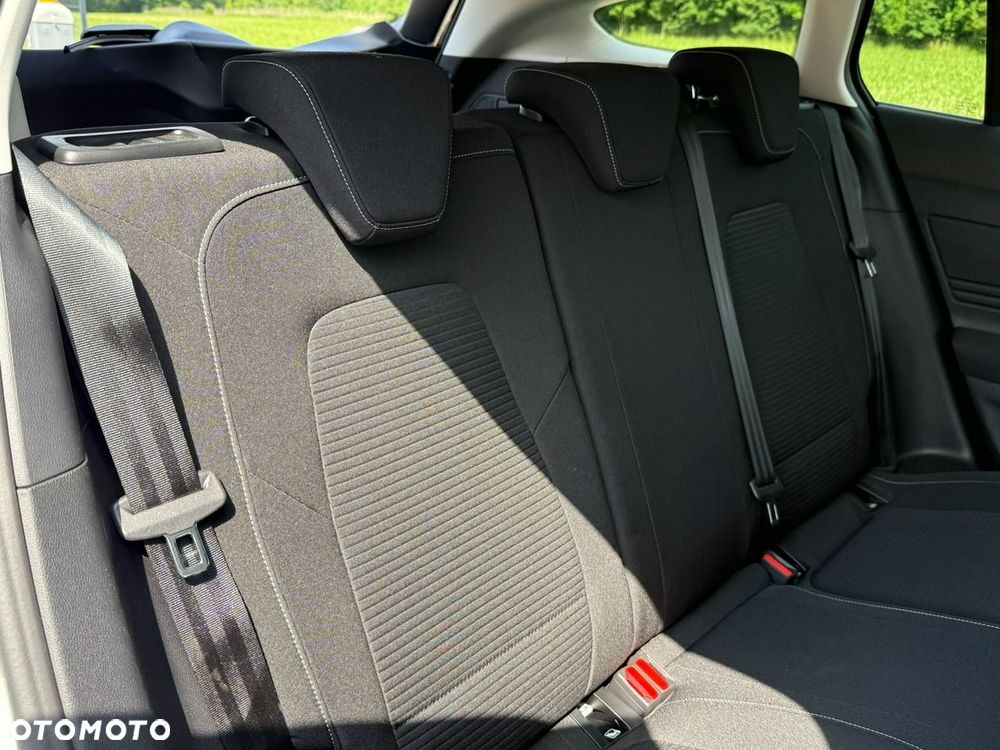 Ford Focus 1.5 EcoBlue Start-Stopp-System TITANIUM EDITION - 26