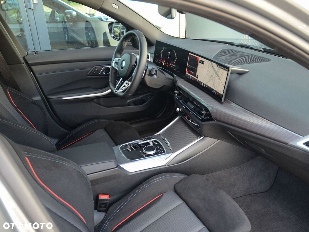 BMW Seria 3 330i xDrive M Sport sport - 26