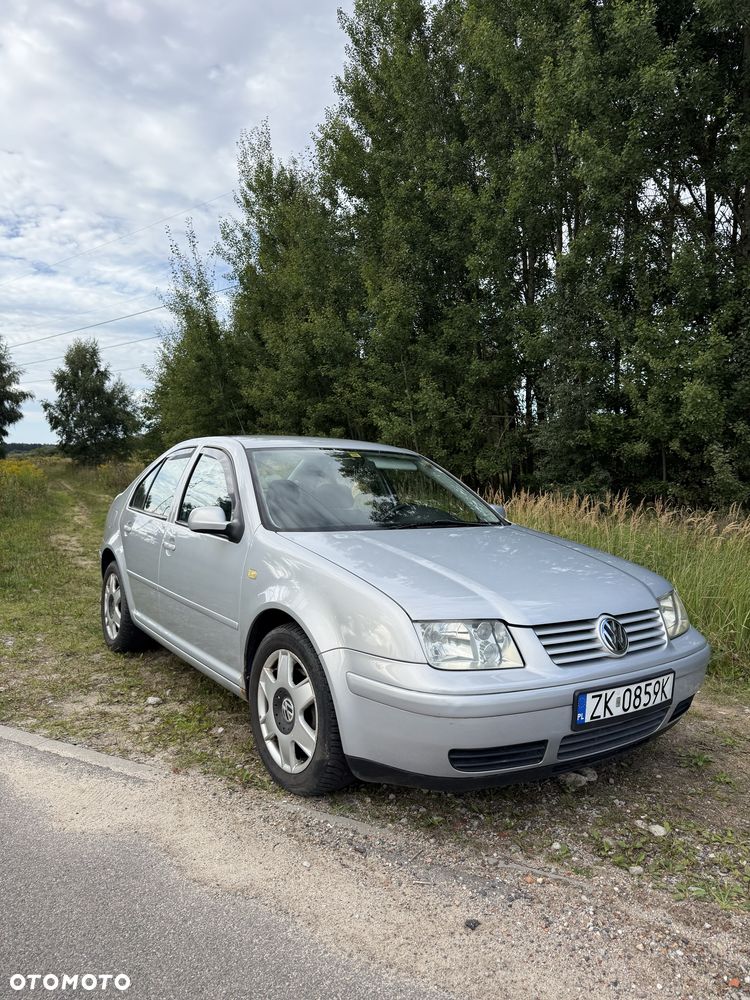 Volkswagen Bora - 2