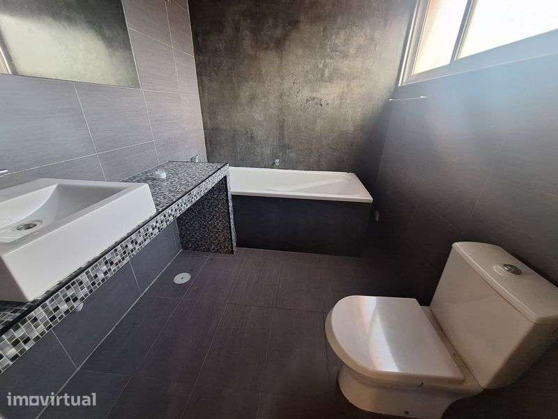 Apartamento t1 em São Vicente Ferreira - Grande imagem: 3/9