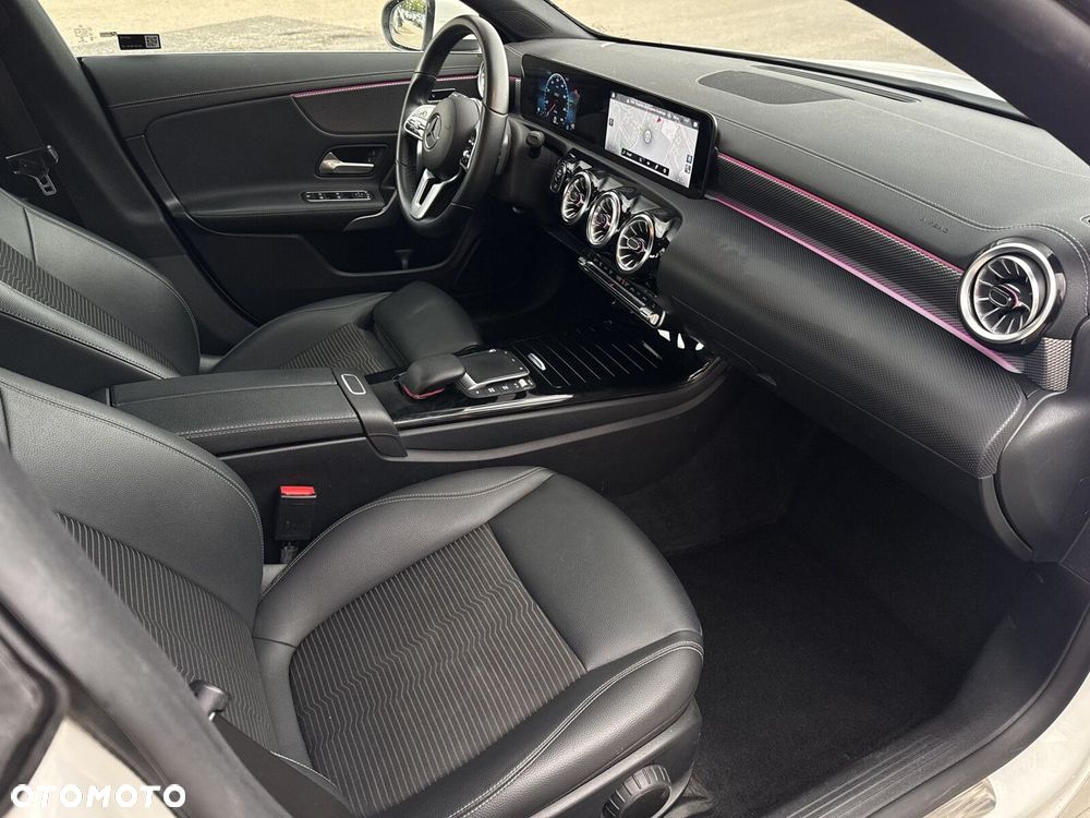 Mercedes-Benz CLA - 20