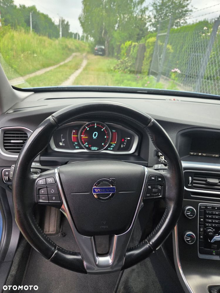 Volvo V60 D4 Geartronic Summum - 9