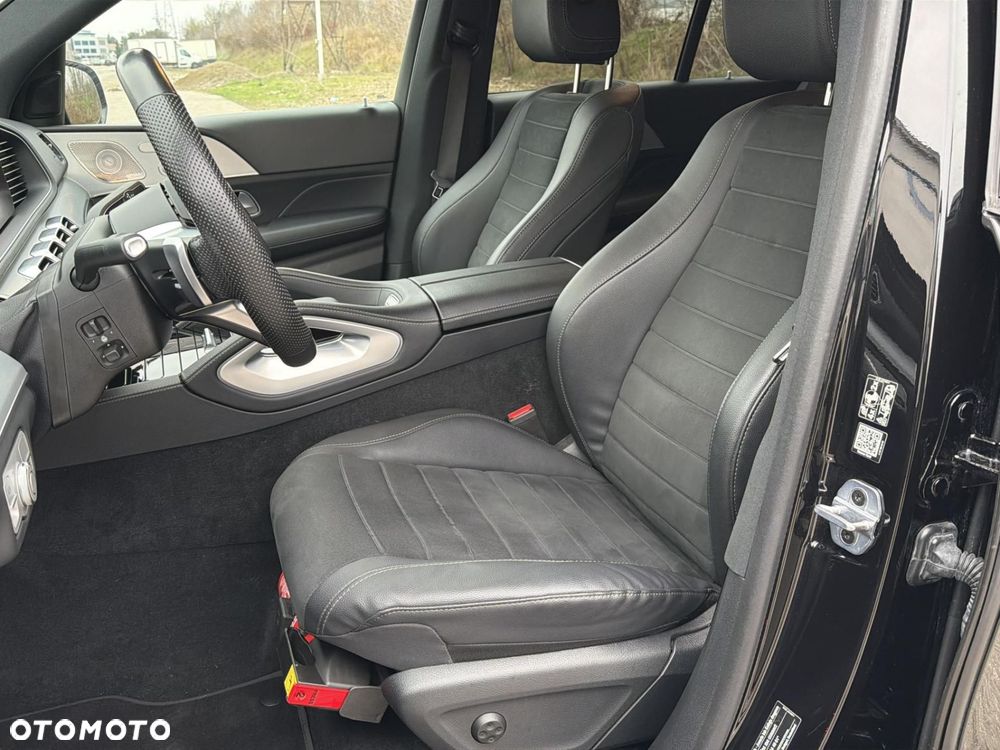 Mercedes-Benz GLE - 12