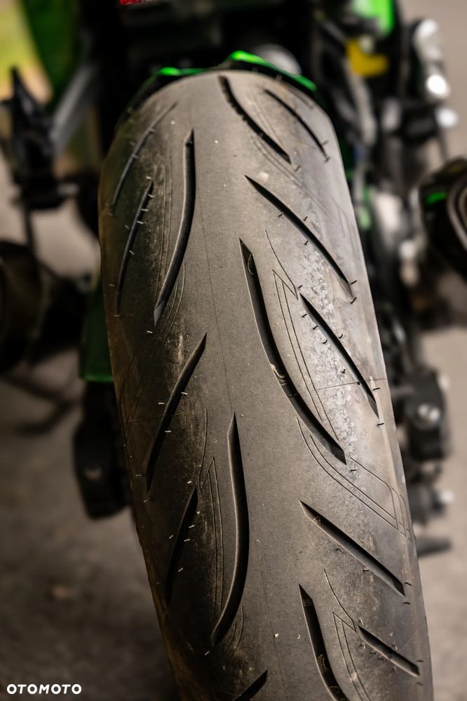 Kawasaki Ninja 1000 SX - 10