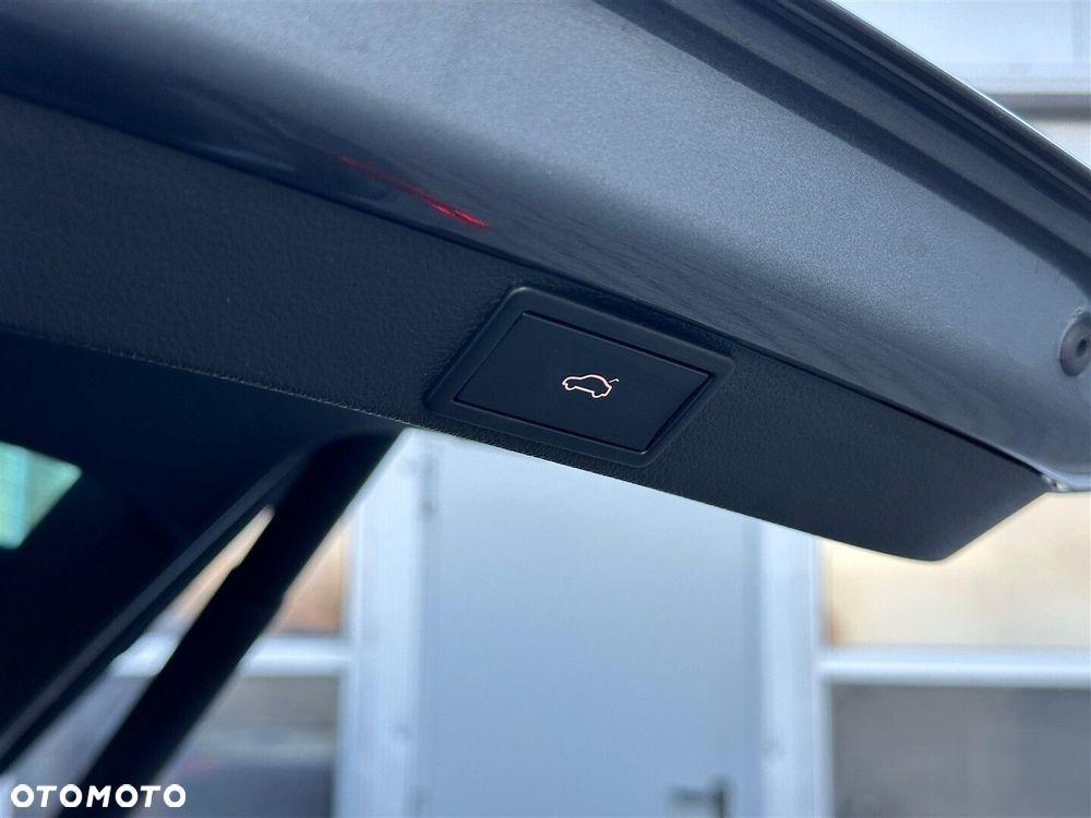 Skoda Octavia 2.0 TDI 4x4 Scout DSG - 33