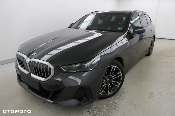 BMW Seria 5 520d xDrive Touring