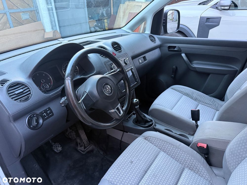 Volkswagen Caddy - 12