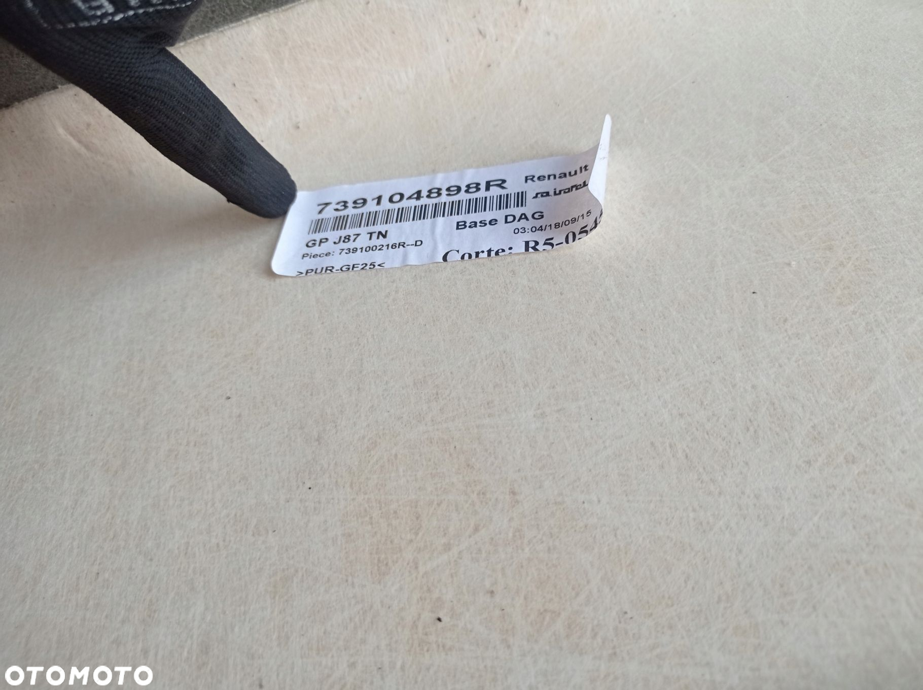 RENAULT CAPTUR I PODSUFITKA - 3