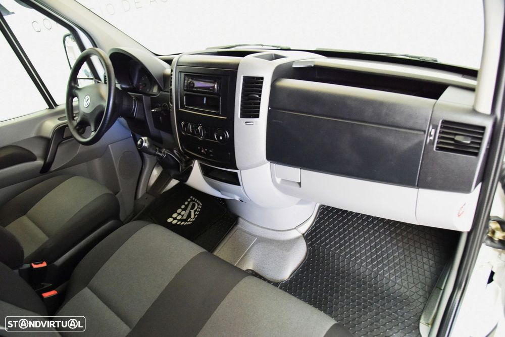 VW Crafter 35 2.0 TDi 136 Longo Tecto Alto BlueMotion - 17