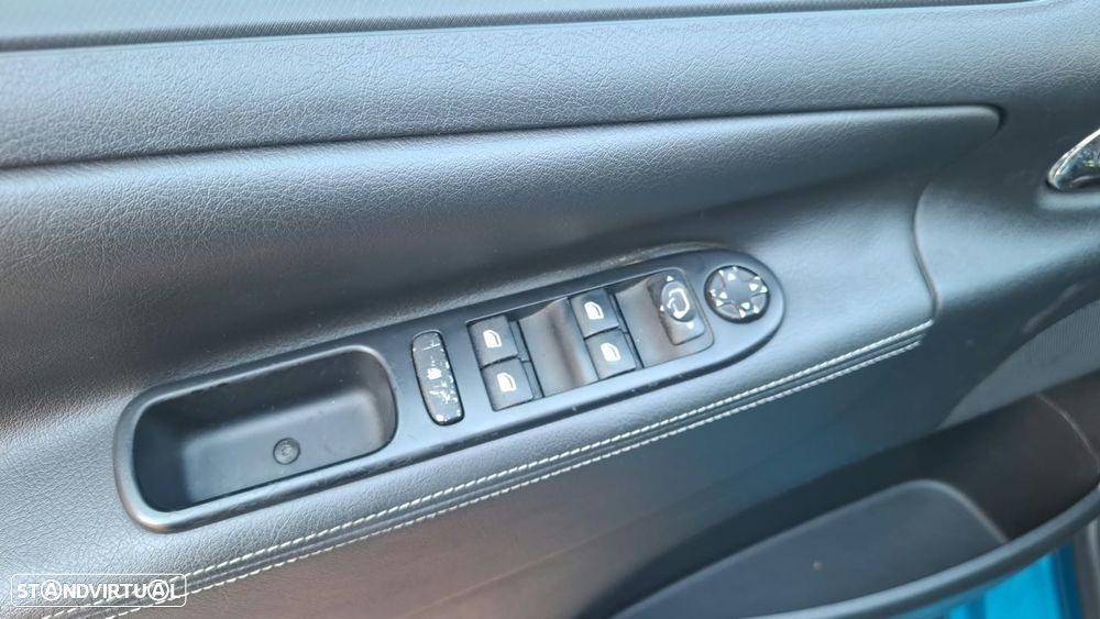 Peugeot 207 SW 1.6 HDi Outdoor - 22