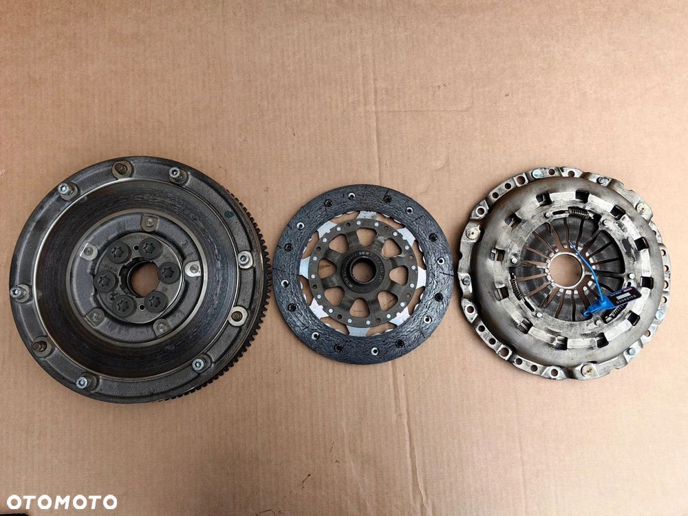 Sprzęgło kompletne BMW e81 e82 e87 e88 e90 e91 e92 e93 N45 1.6i 7526268 - 1