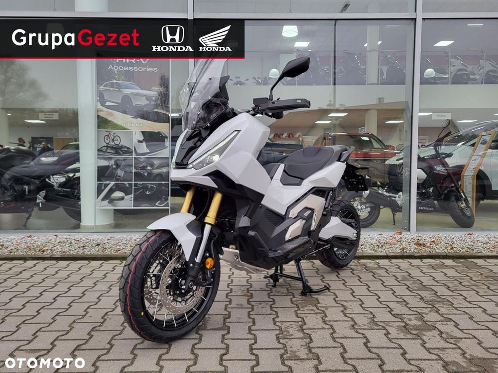 Honda X-ADV - 1