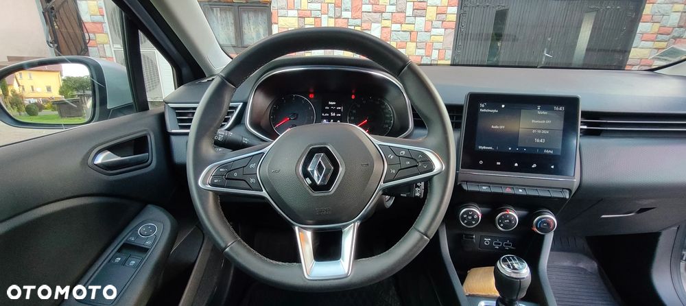 Renault Clio - 19