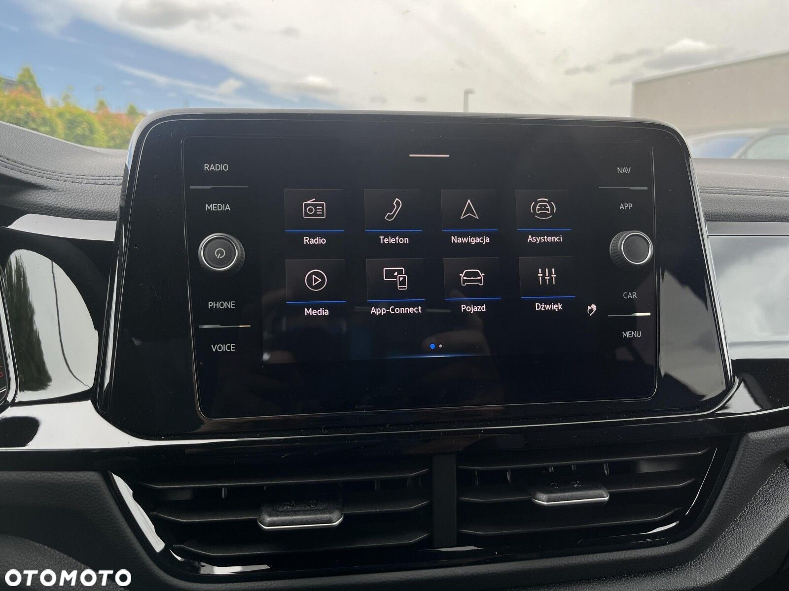 Volkswagen T-Roc - 34