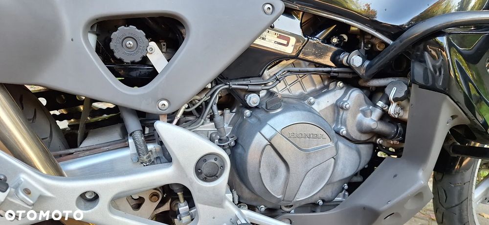 Honda XL - 23