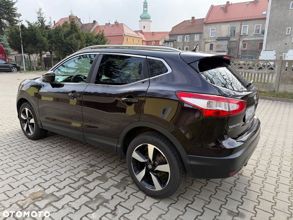Nissan Qashqai 1.2 DIG-T Tekna EU6 - 7