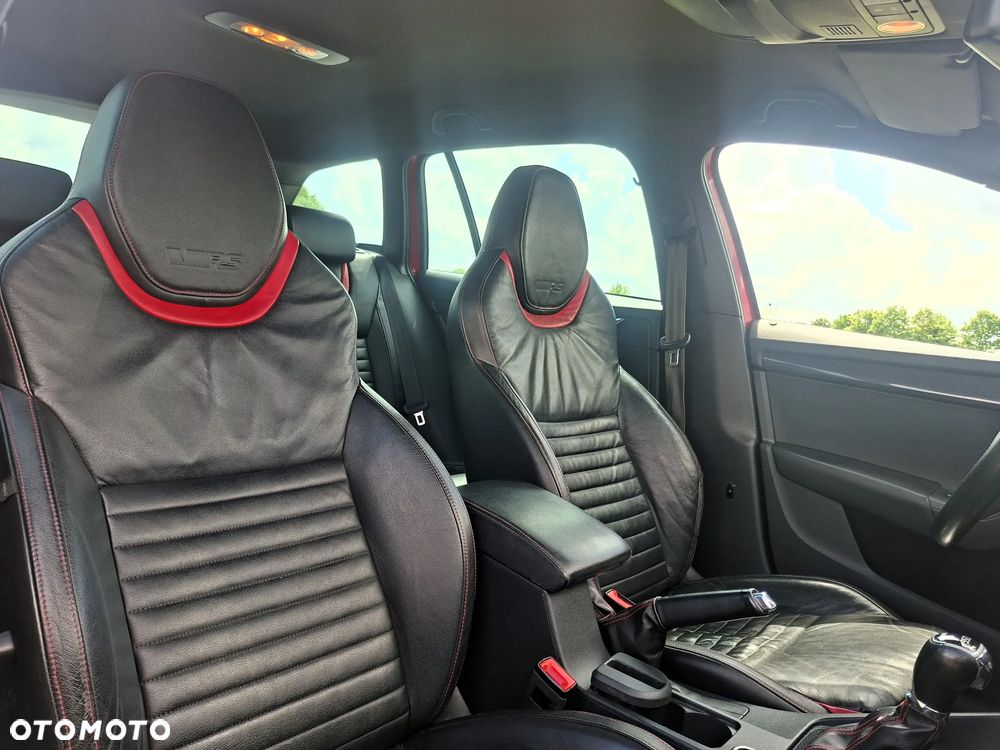 Skoda Octavia 2.0 TDI RS DSG - 14