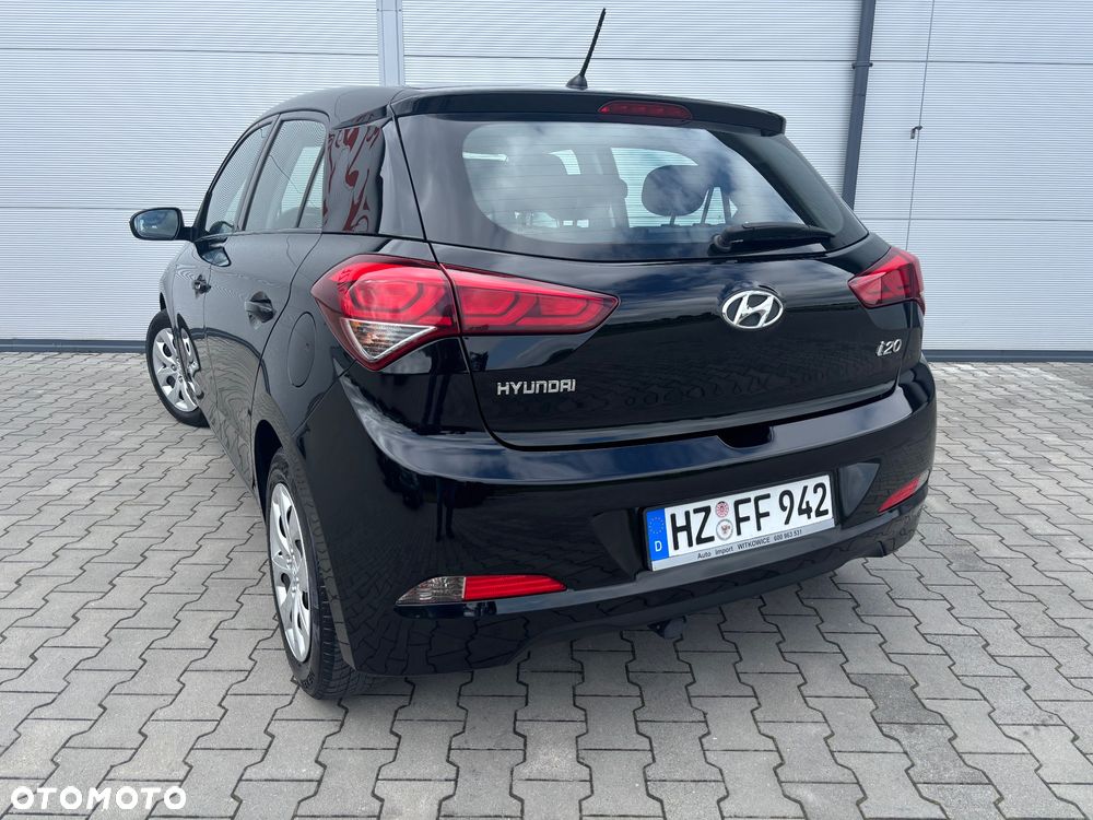 Hyundai i20 blue 1.2 Classic - 16