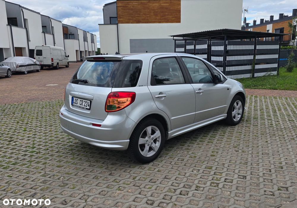 Suzuki SX4 1.6 Comfort - 5