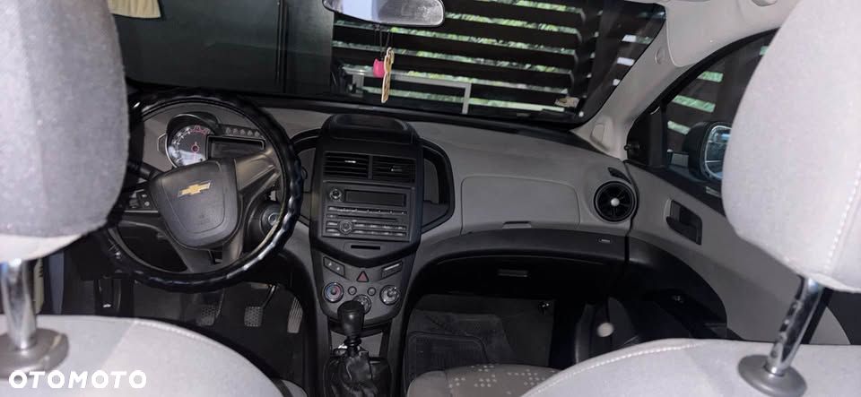 Chevrolet Aveo 1.2 LS - 6