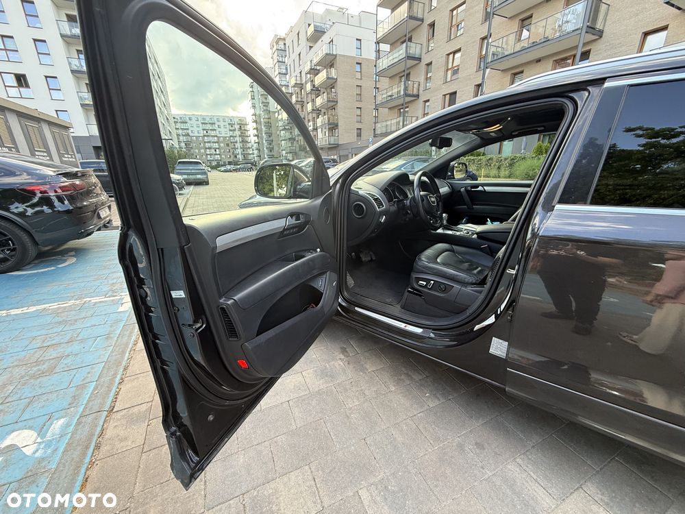 Audi Q7 - 8