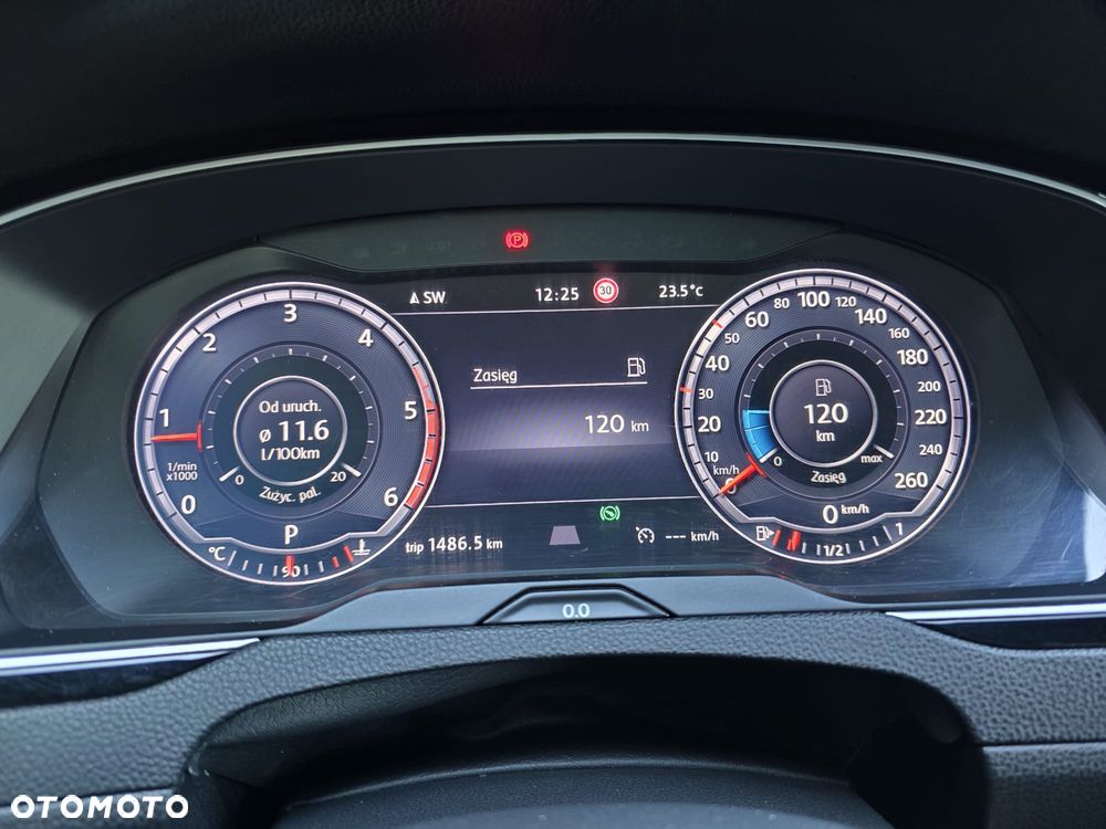 Volkswagen Passat - 8