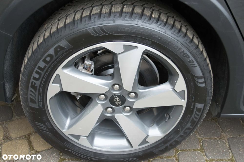 Ford Focus 1.0 EcoBoost Hybrid ACTIVE X - 36