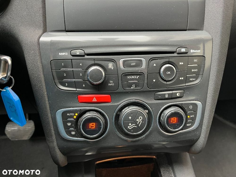 Citroën C4 1.6 e-HDi Seduction MCP - 11