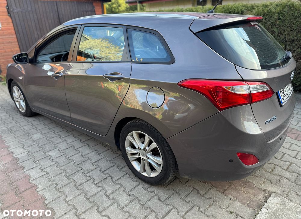 Hyundai i30 i30cw 1.6 CRDi Automatik Trend - 5
