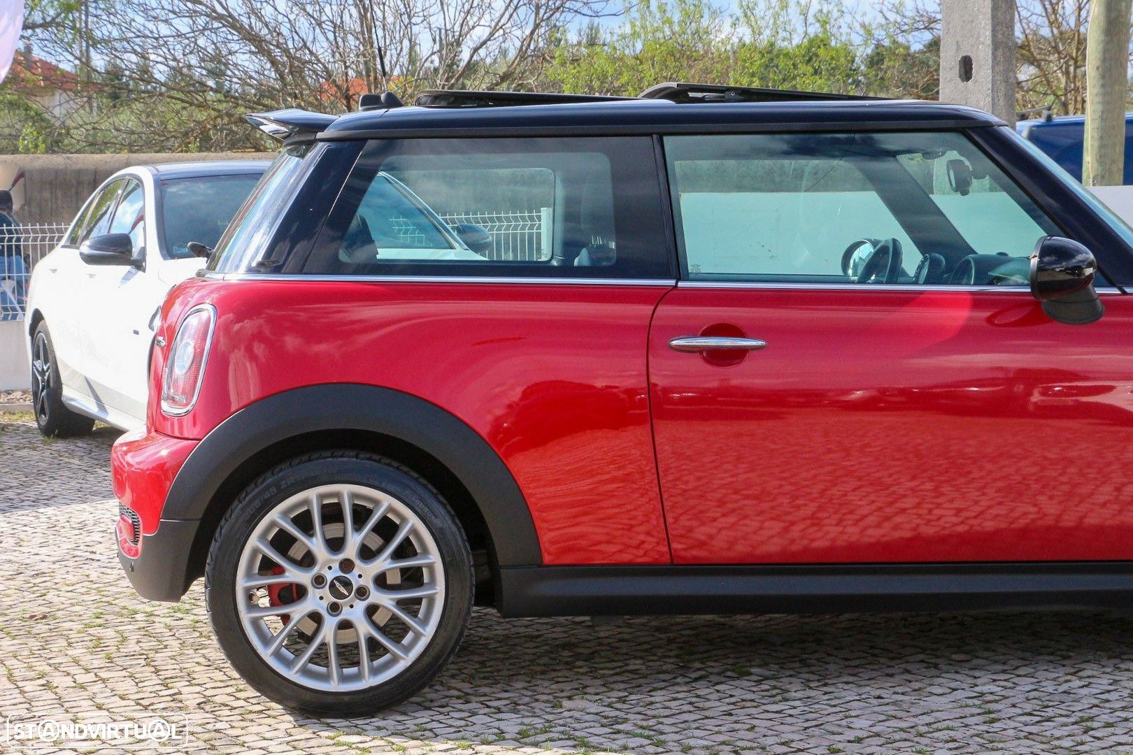 MINI 3 Portas John Cooper Works - 11