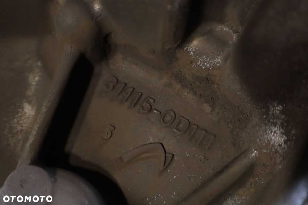 SKRZYNIA BIEGÓW 6 BIEGOWA TOYOTA YARIS III LIFT 1.4 31115-0D111 - 6