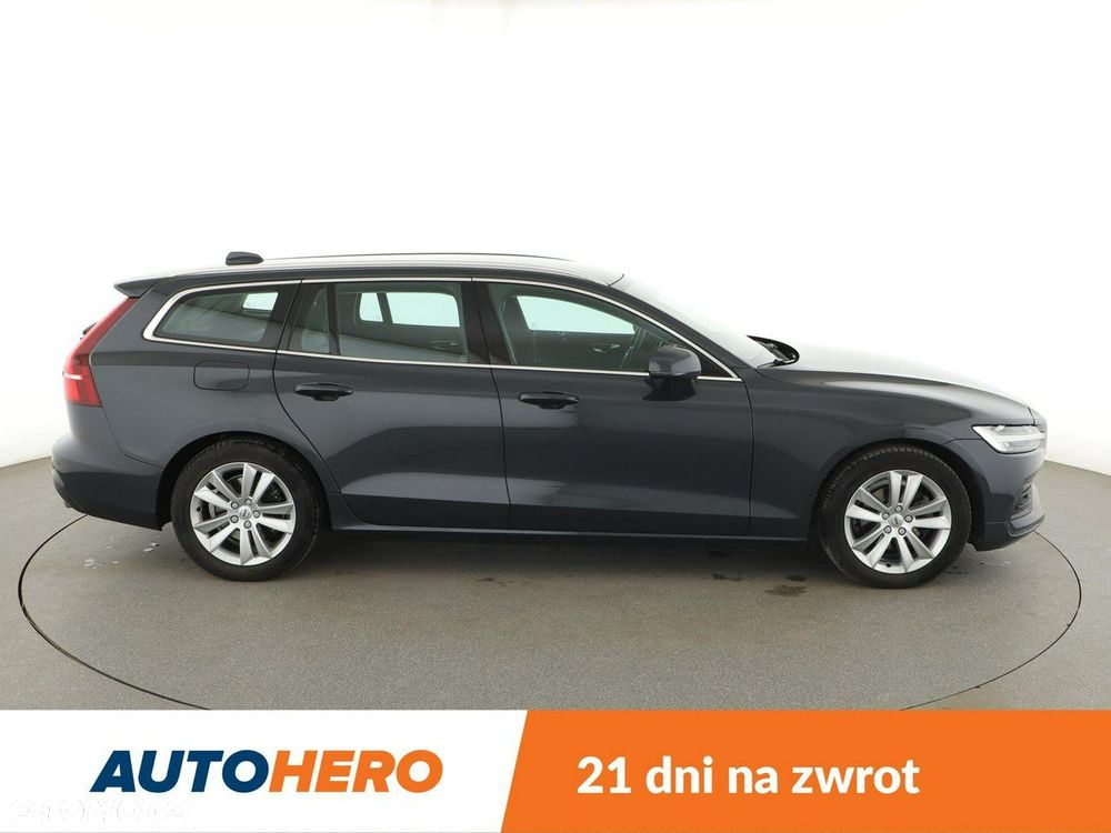 Volvo V60 D4 Momentum - 9